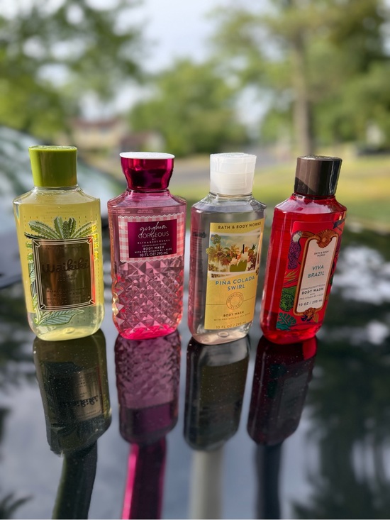 Bath & Body Works Other - Bath & Body Works 4pc.Set🩷❤️Gingham❤️Pina Colada Swirl💛 Brazil Red & Waikiki💚